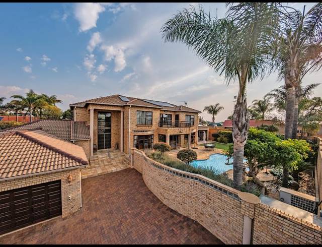5 BEDROOM HOUSE FOR SALE IN CHANCLIFF